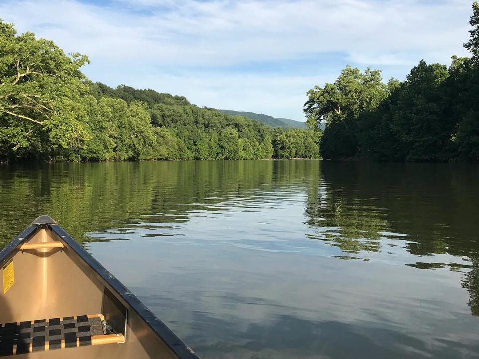 Get Tips for Canoeing the Shenandoah River