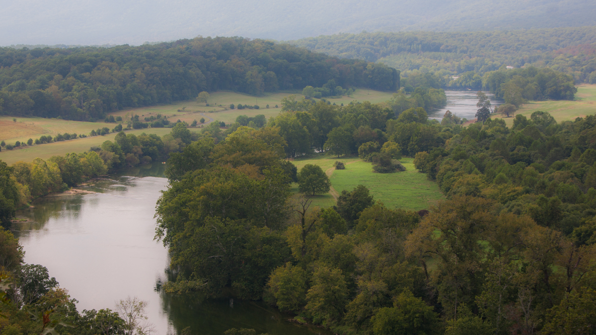 drone shot of shenandoah river and shenandoah valley