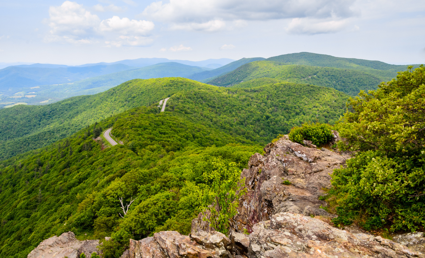 green mountains in shenandoah national park